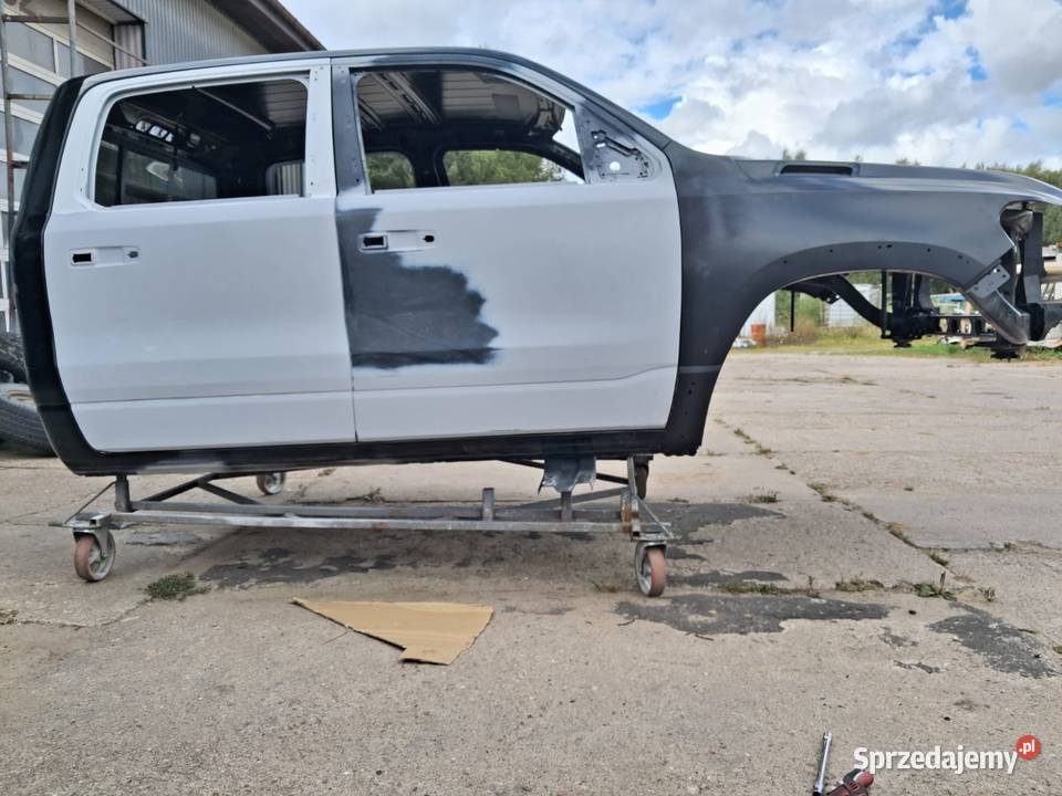 Kabina Ram 1500 CrewCab V generacja 2020 r osobowe
