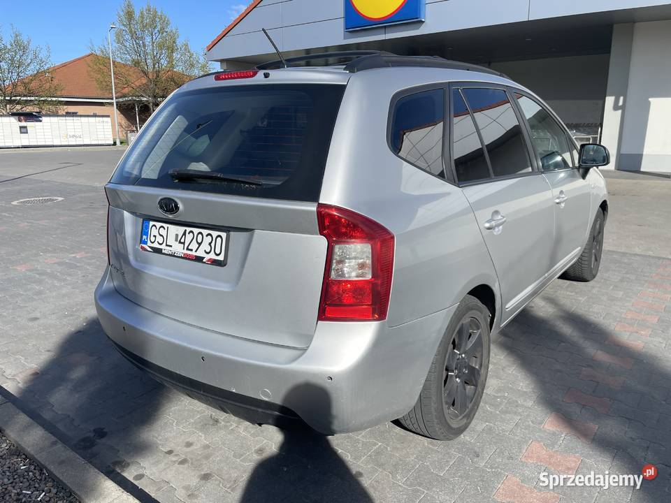 Kia Carens III 2009 gaz OC taxi Rok produkcji 2009 Carens sprzedam
