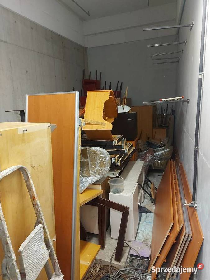 Opróżnianie Mieszkań Domów Strychów Piwnic Wołów