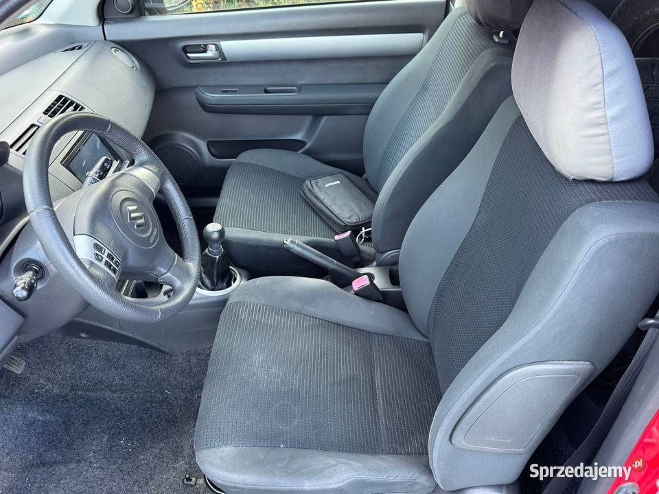 Suzuki Swift 13 benzyna