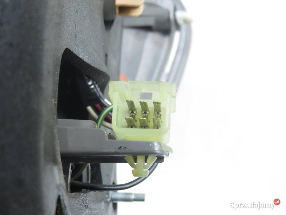 LAMPA LEWA TYLNA SUBARU LEGACY IV 22020960