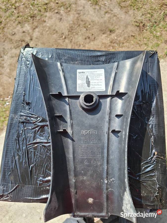 Aprilia SR 50 klapka akumulatora małopolskie Tarnów sprzedam