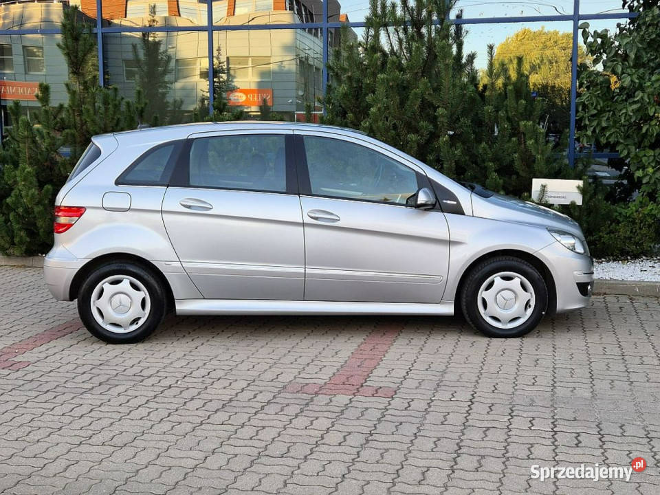 Mercedes B 160 benzyna manual GWARANCJA grzane lakier metallic Warszawa sprzedam