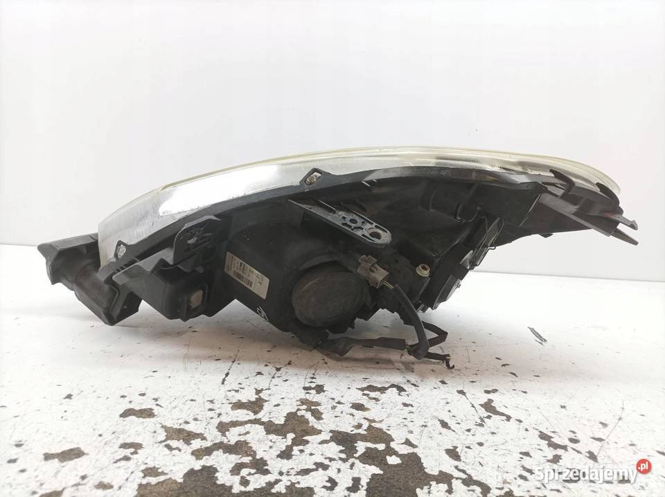 LAMPA PRZÓD PRAWA 7701061076 Renault Clio III osobowe świętokrzyskie sprzedam