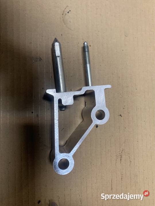 Mocowanie wspornik deski 1K1857022D vw tiguan 5N deski rozdzielcze, konsole Szczecin