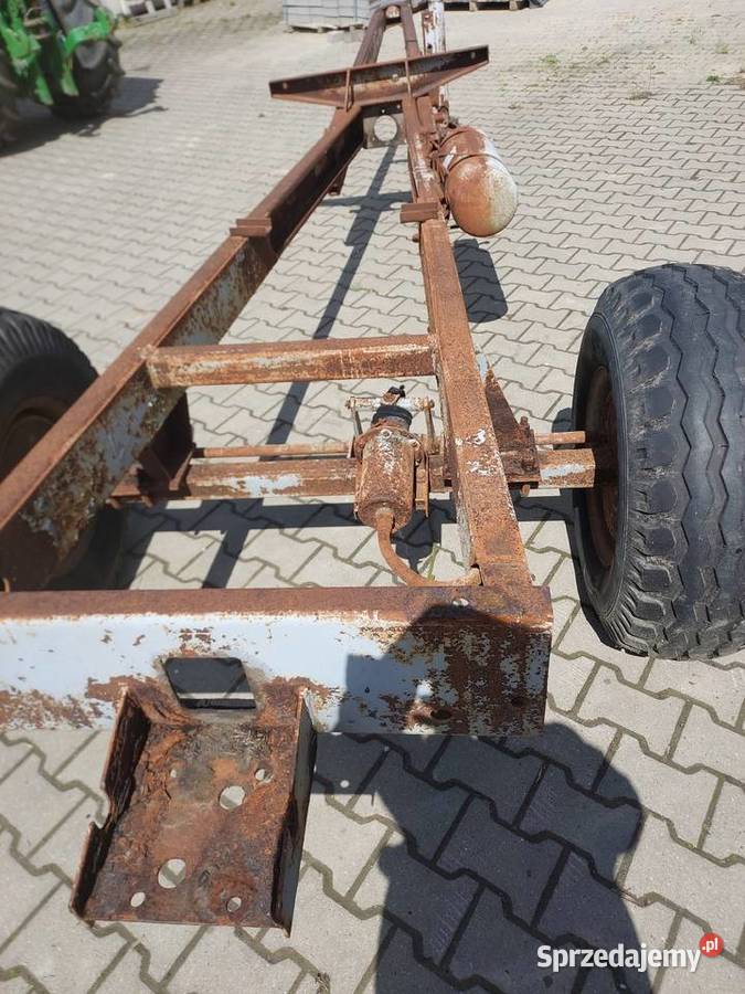 Rama przyczepa rozrzutnikoś nieuszkodzony Ksawerówka