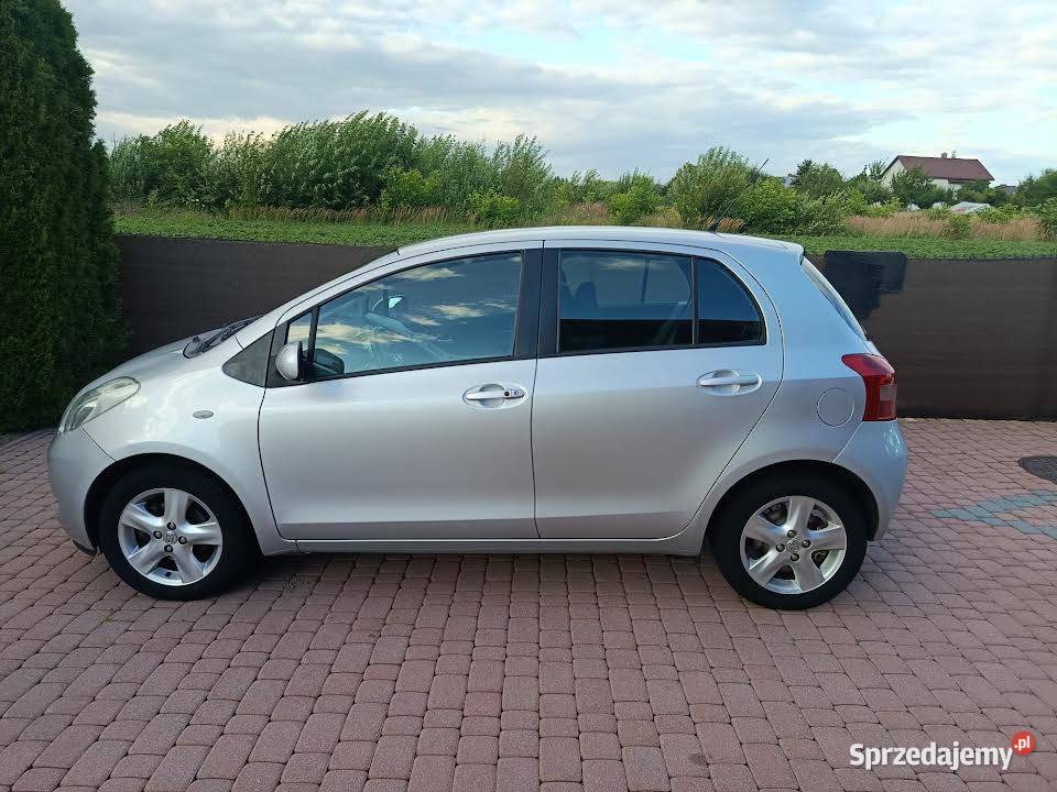 Toyota Yaris 13 Benzyna 87 2007r 133 Yaris Besko