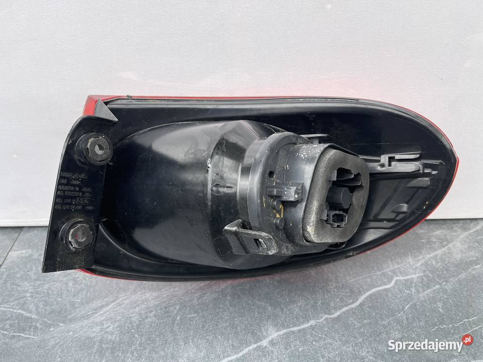 VW TIGUAN LEWA LAMPA TYŁ Ostroróg