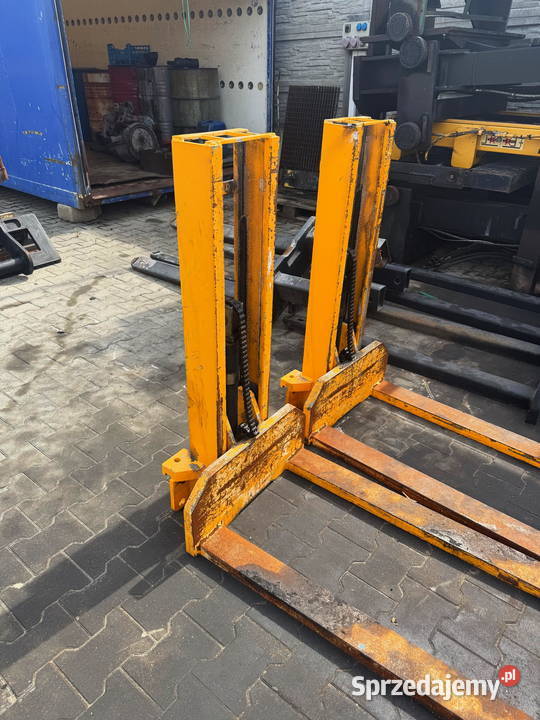 maszt lekki mały ciągnik maszt do ciągnika C330 Działoszyn