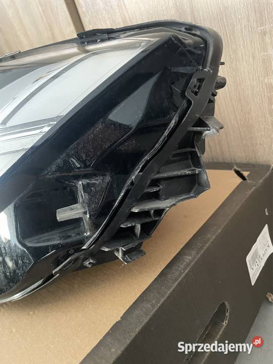 Volvo S90 V90 reflektor 32228310 full led L sprzedam
