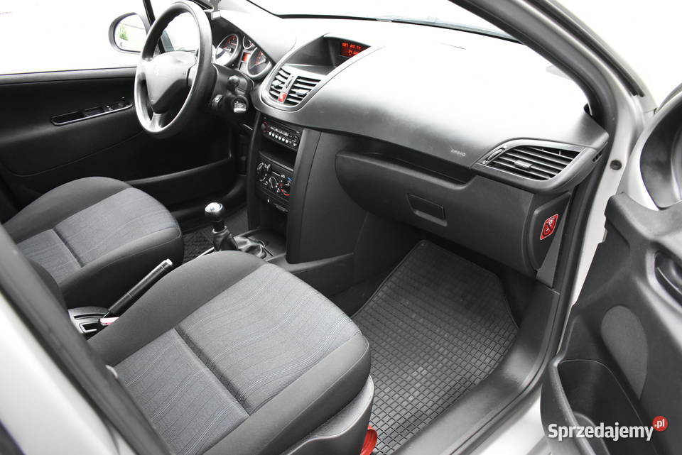 SALON POLSKA 14 73 5 DRZWI KLIMATYZACJA NOWY Białogard