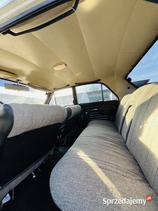 Gaz 24 w idealnym stanie 77000 przebiegu 2500cm3 Pozostałe podkarpackie Sanok