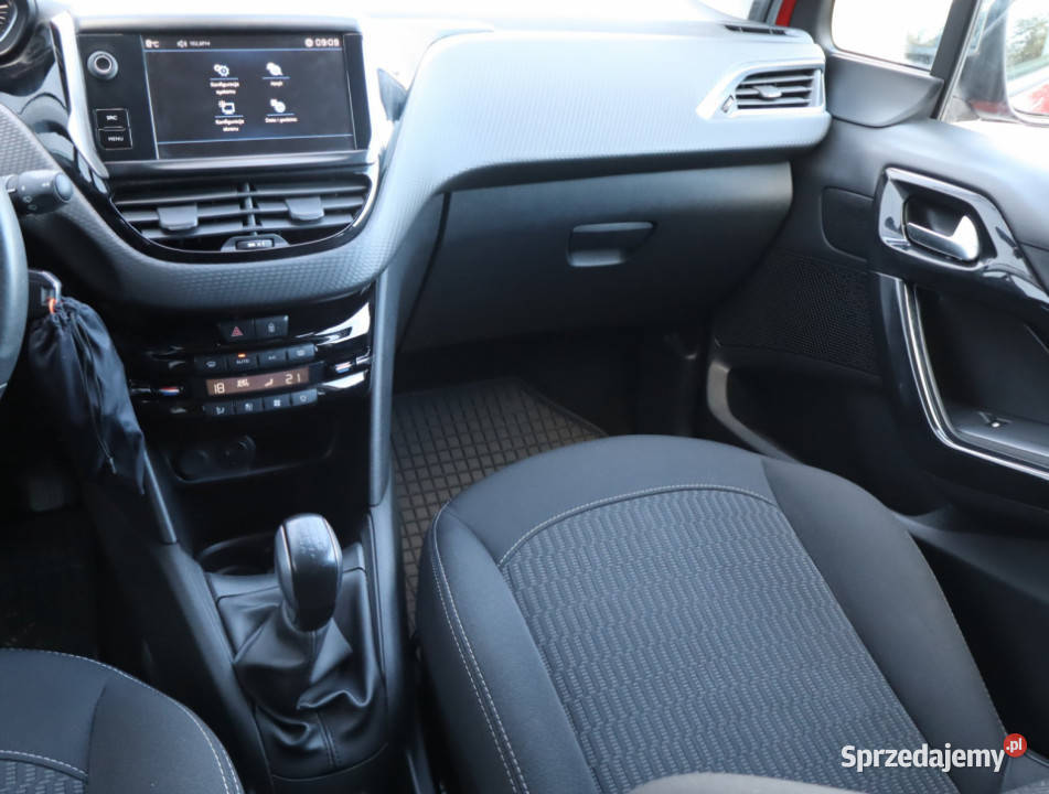 Peugeot 208 12 PureTech isofix Piaseczno