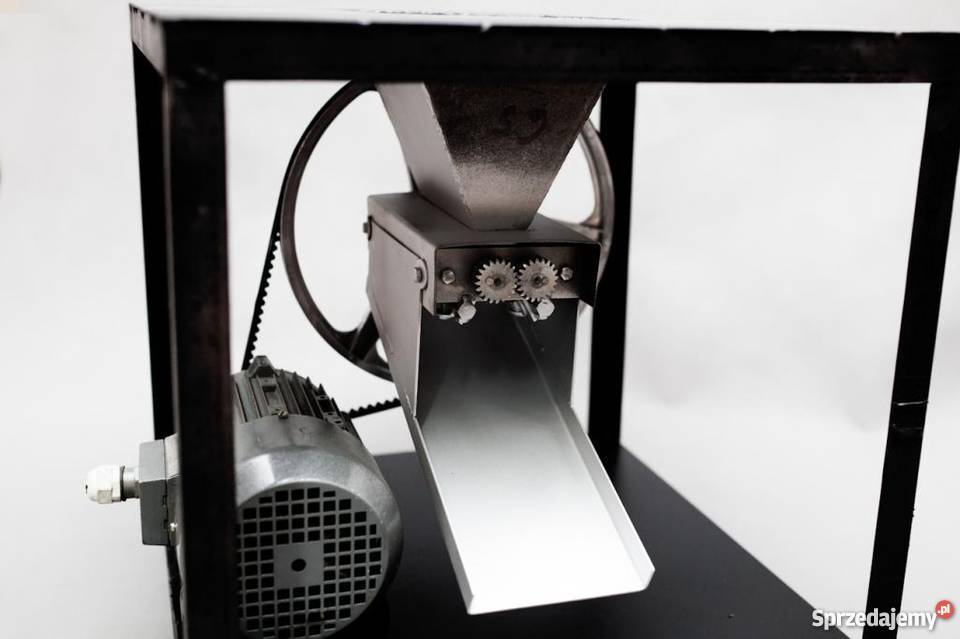 PROFESJONALNA MASZYNA DO CIĘCIA LIŚCI TYTONIU wielkopolskie Poznań