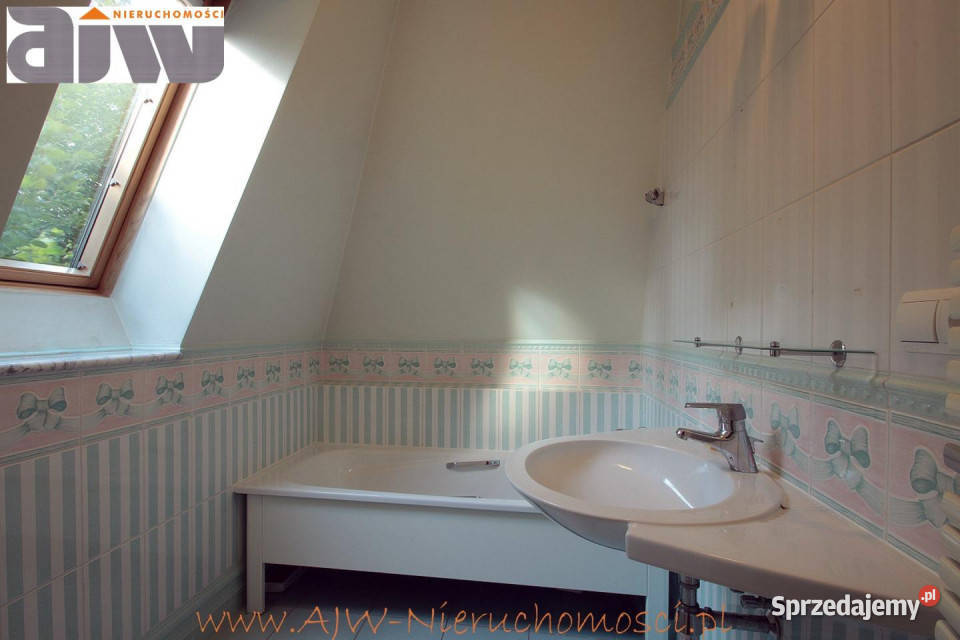 Dom wolnostojący Izabelin C 390m2