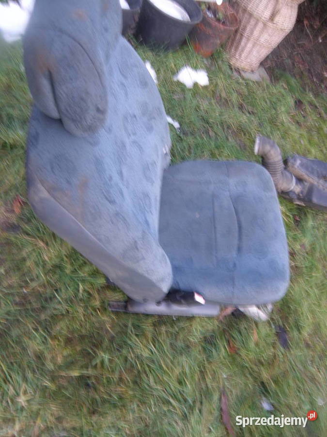 Fotel lewy kierowcy Renault Kangoo I odchylany Rok produkcji 1999 Kraków