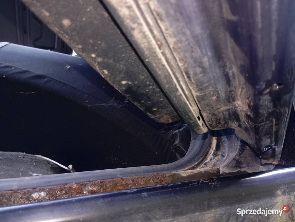 Drzwi Audi A4 B5 LZ5T prawe tylne lubelskie Pilaszkowice Pierwsze