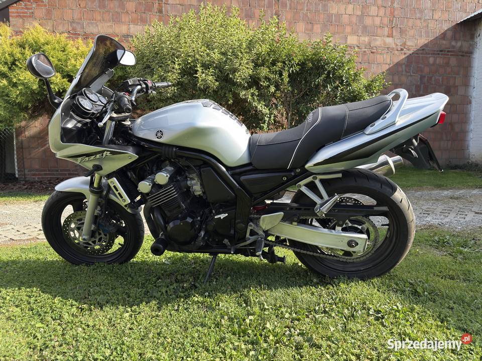Motocykl Yamaha Fazer 600 ZADBANY NISKI PRZEBIEG Yamaha lubelskie Janów Lubelski
