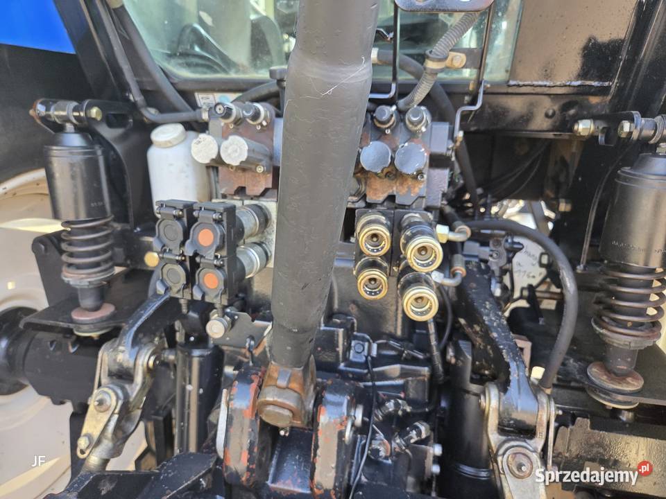 Holland TM120 2003 r 6 cylindrów 120 Ładowacz Gąsewo