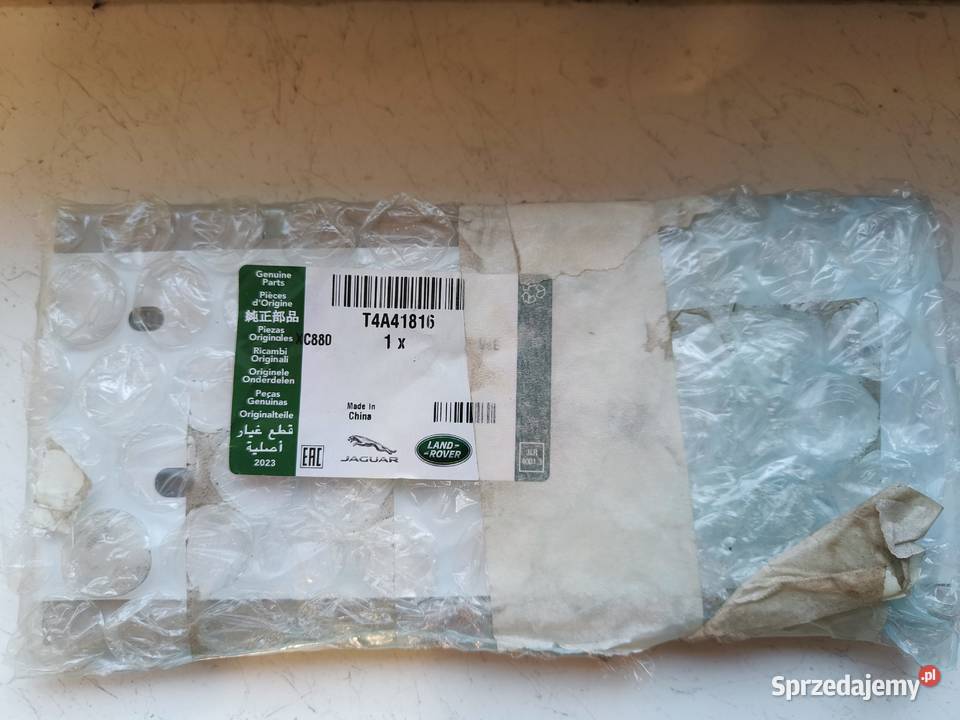 Znaczek emblemat Jaguar FPace T4A41816 Listwy i nakładki Zagórowa