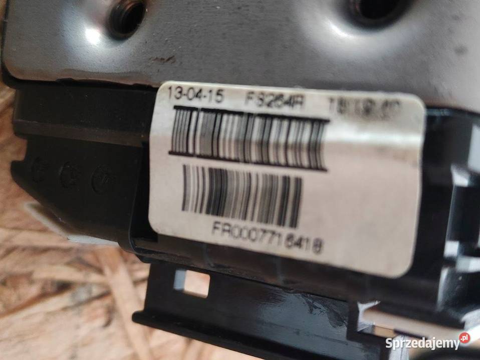 Zamek Drzwi Prawy Przód Mercedes EKlasa W212