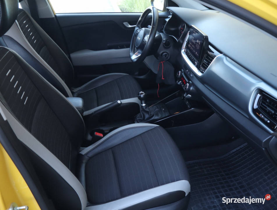 Kia Stonic 12 DPI relingi dachowe łódzkie Łódź