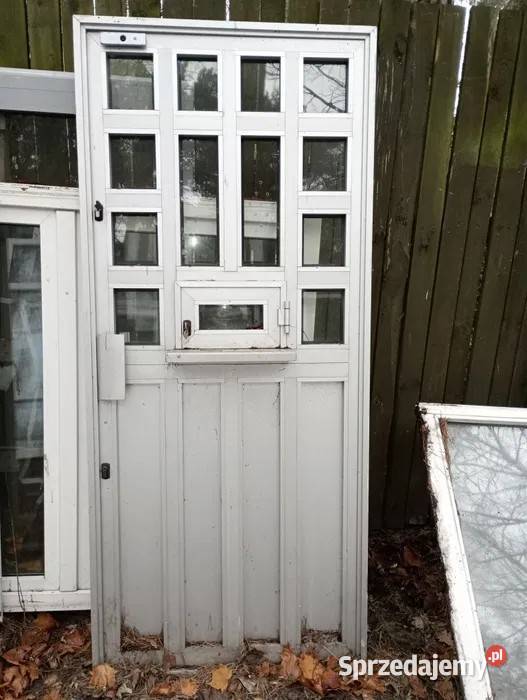 Drzwi sklepowe z oknem podawczym aluminiowe 89 x