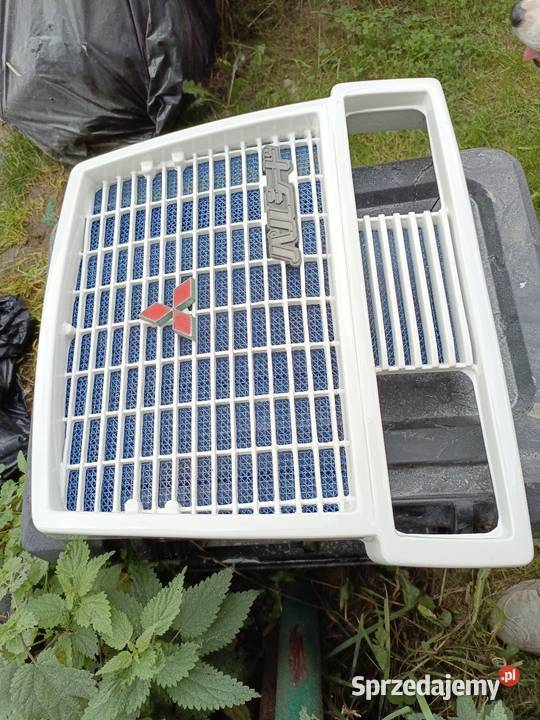 Mitsubishi MT 2101 2201 grill dolnośląskie Trzebnica