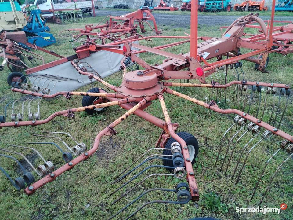 Zgrabiarka do siana Kuhn 4001 Przyłęk
