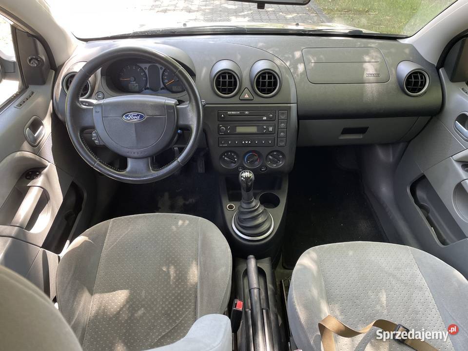 ŚlicznyZadbanyFordFiesta2003r13BenzynaSprawnaKlim manualna Zduńska Wola