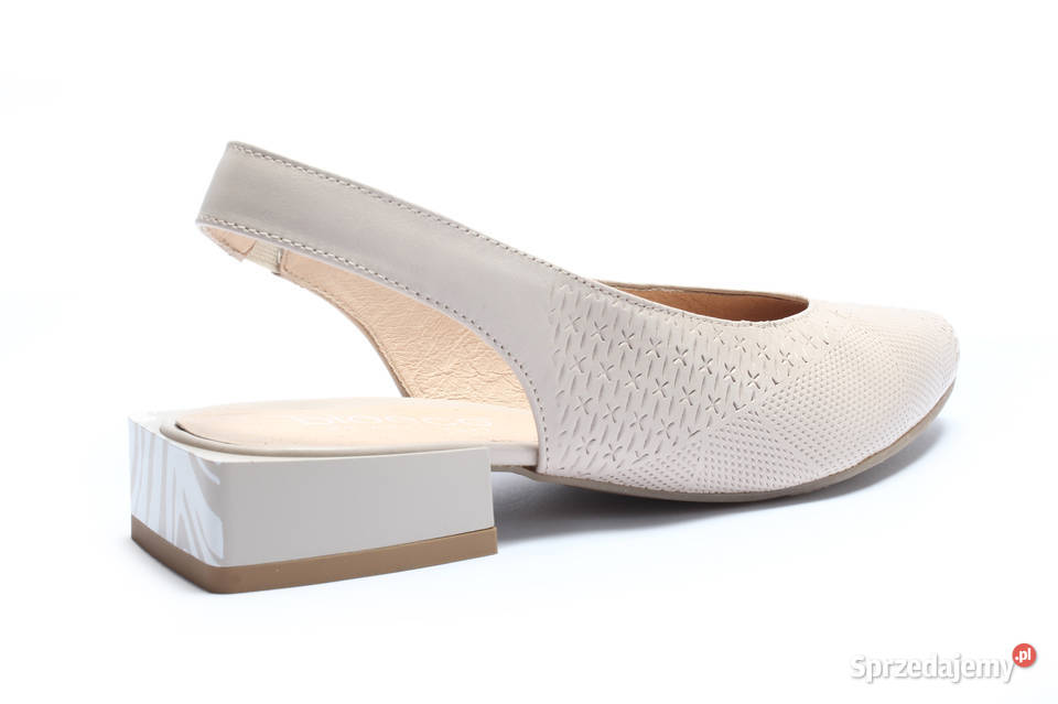 Czółenka ażurowe bez pięt na obcasie Krem Kalwaria Zebrzydowska