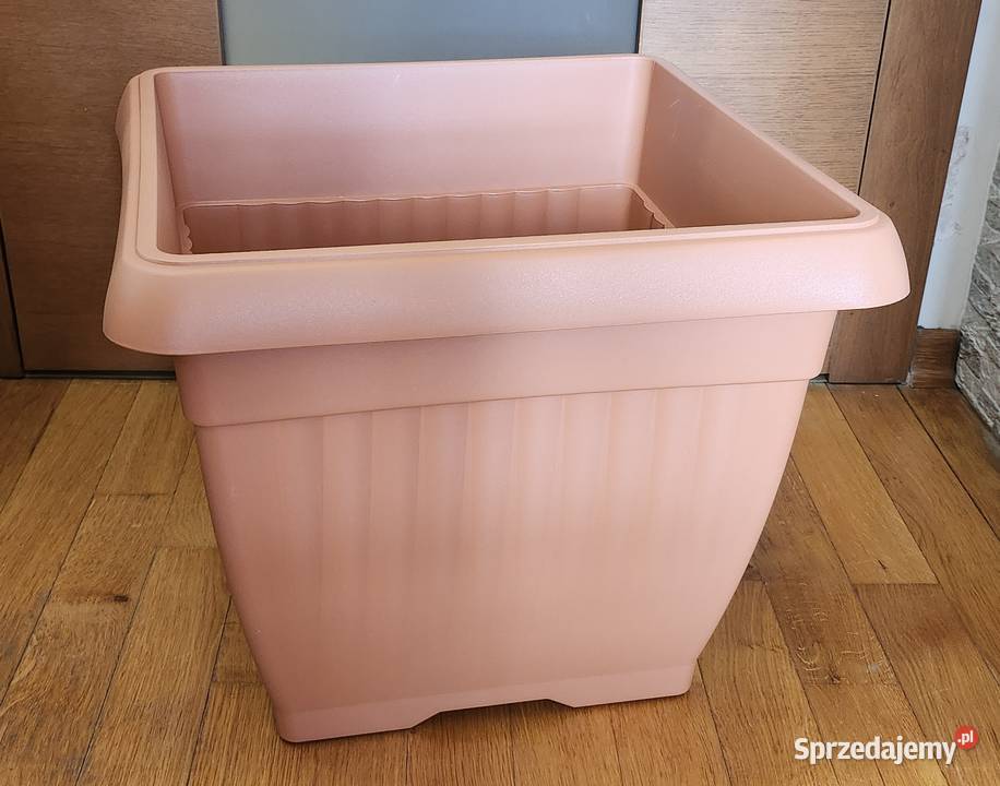 Duża donica kwadratowa Prisperplast