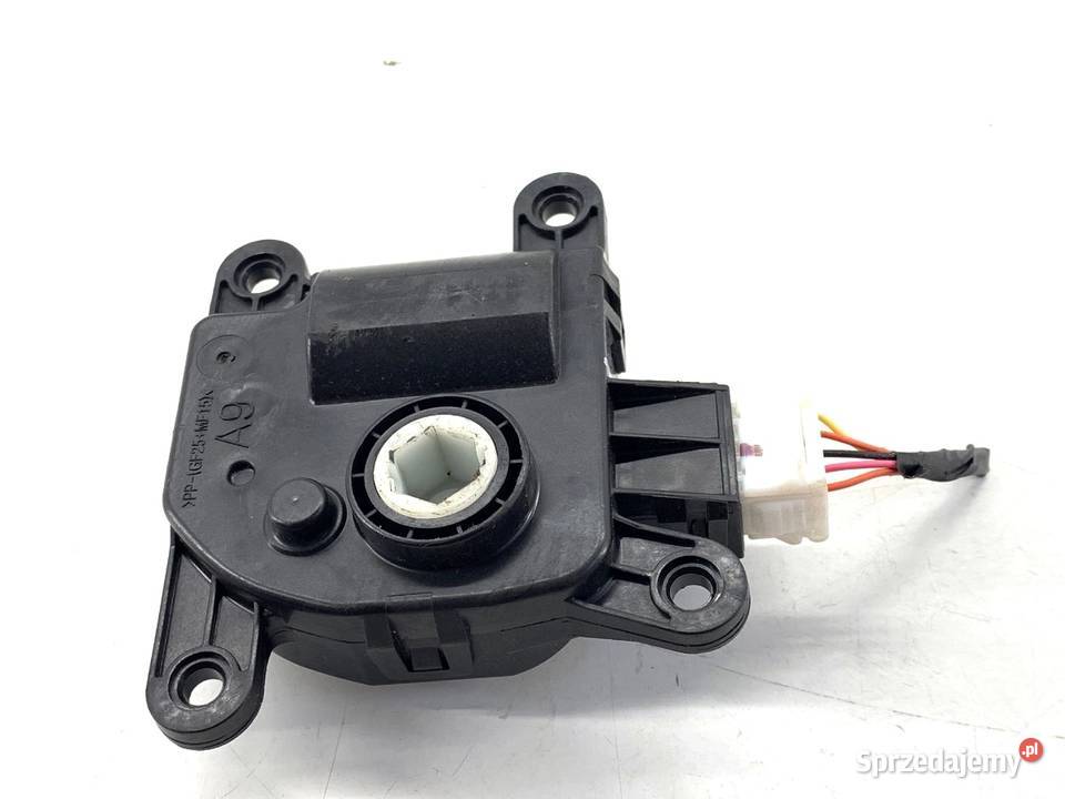 SILNIK NAGRZEWNICY HYUNDAI H400730881 KONA osobowe