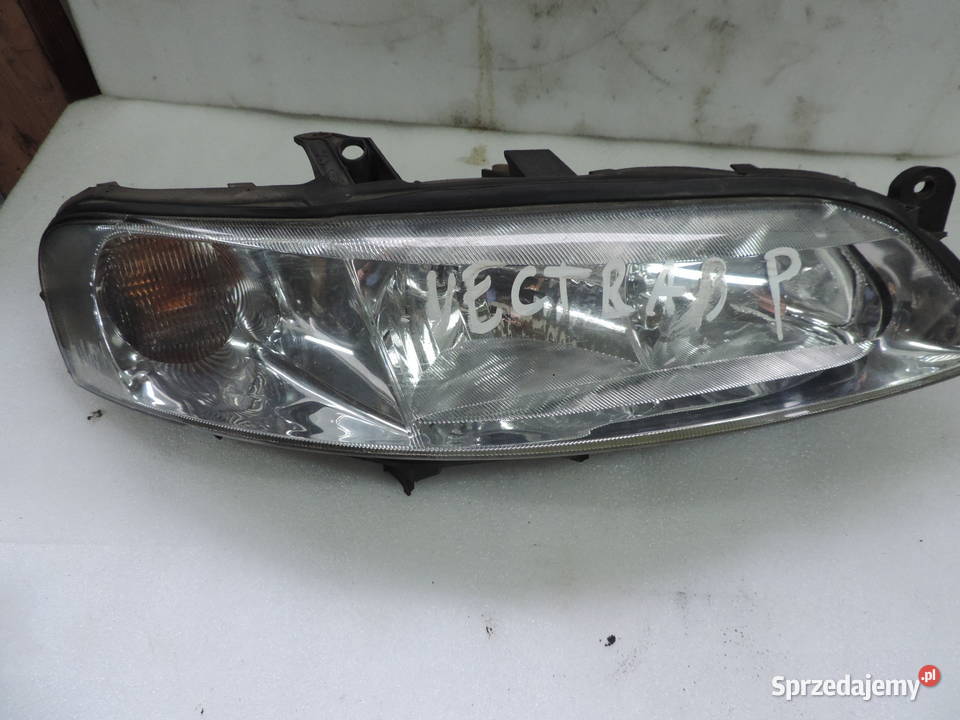 OPEL VECTRA B FL LAMPA PRAWA PRZEDNIA Oświetlenie Nowy Sącz