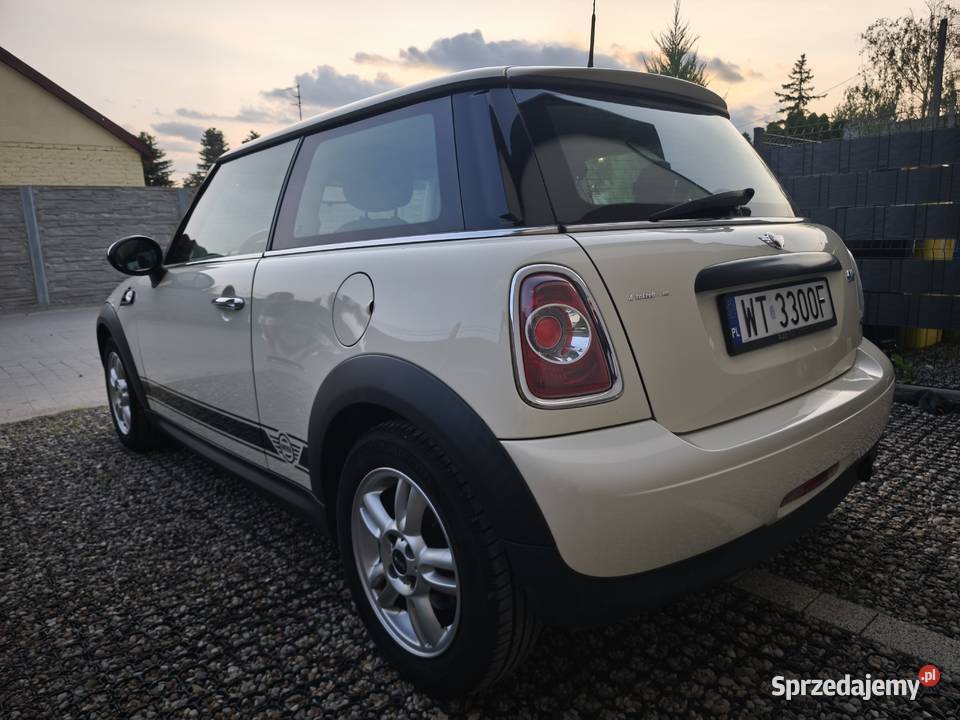 Mini One 16 98 2010r
