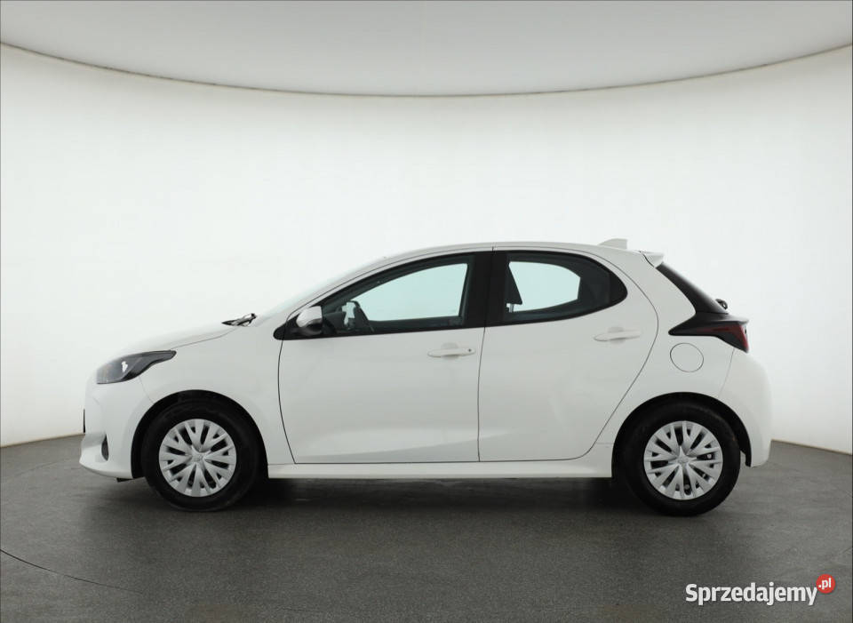 Toyota Yaris 10 VVTi Hatchback Yaris Toyota mazowieckie