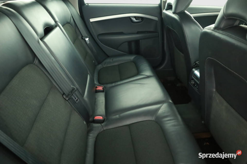 Volvo V70 D2 światła przeciwmgielne V70 Piaseczno