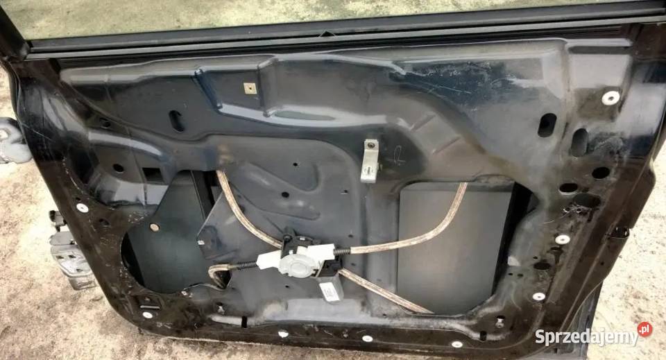 CHRYSLER GRAND VOYAGER WYPRZEDAŻ DRZWI CZARNE Bydgoszcz