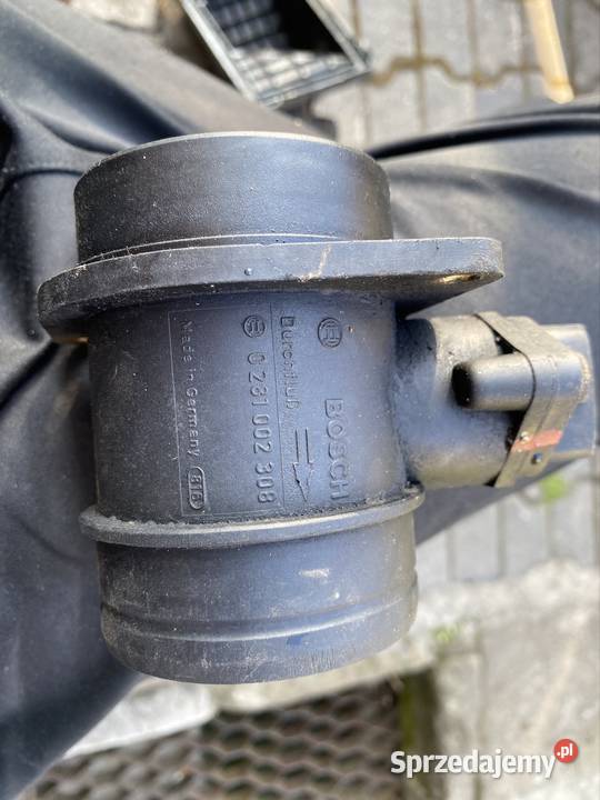 przepływomierz masowy powietrza Bosch o numerze Cudzynowice