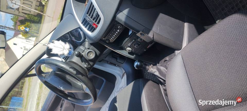 Peugeot 207 sw 16 HDI 2010 świętokrzyskie Suchedniów