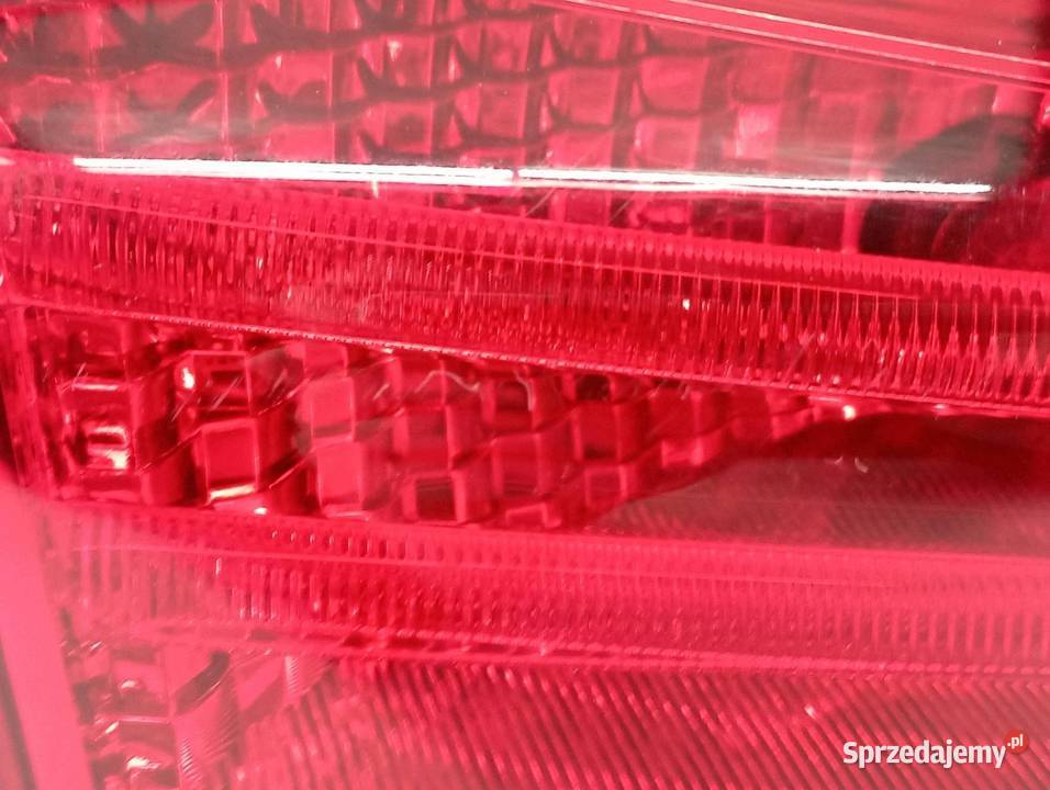 LAMPA TYŁ W KLAPĘ LEWA EUROPA 924031K0 Hyundai