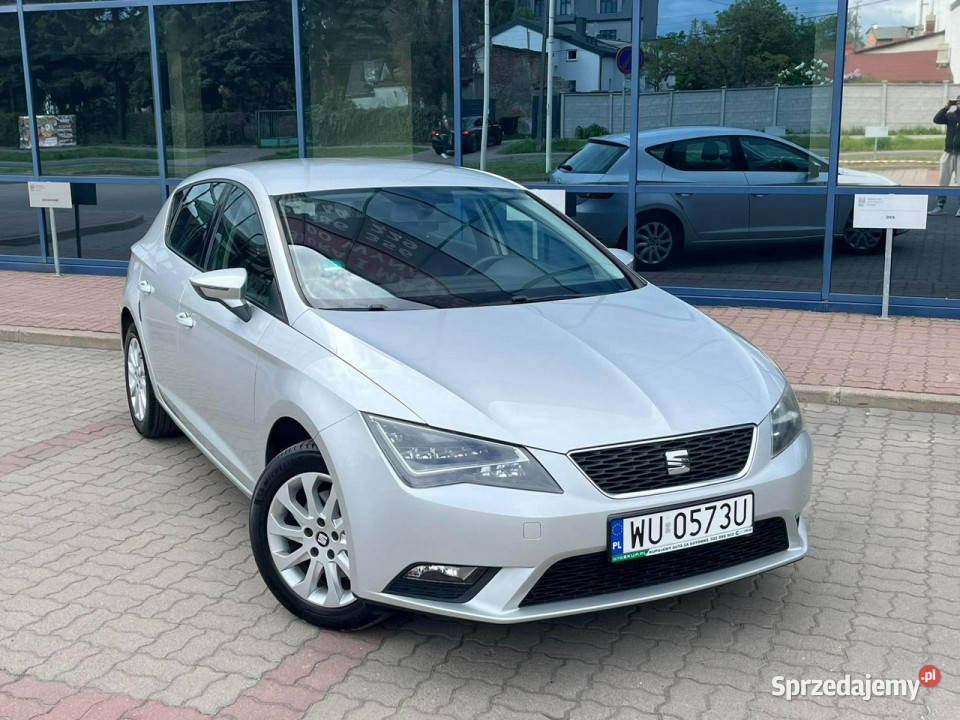 Seat Leon SERWIS ASO BEZWYPADEK NIESKI PRZEBIEG VAT marża Warszawa