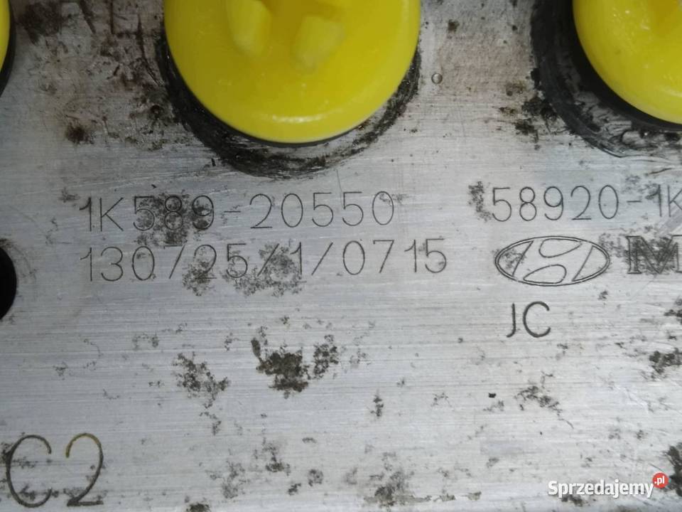 POMPA ABS 1K58920550 589201K250 1K58930550 Rok produkcji 2013 świętokrzyskie