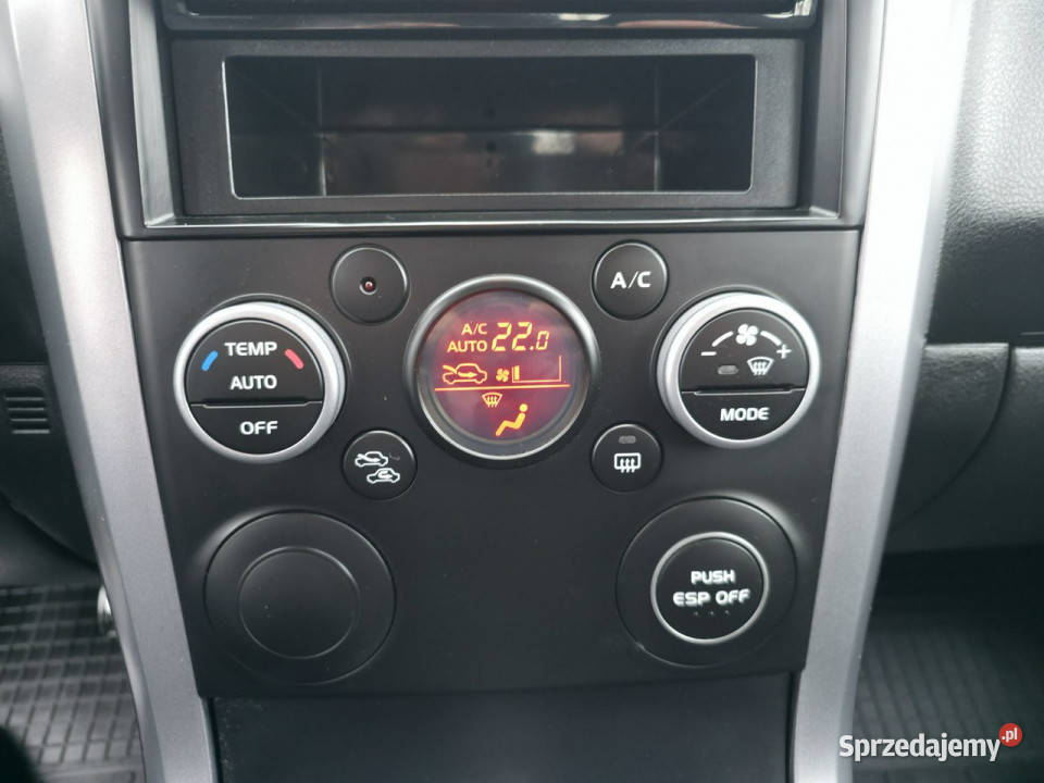 Suzuki Grand Vitara 16 Benzyna Serwisowany garażowany Piekoszów