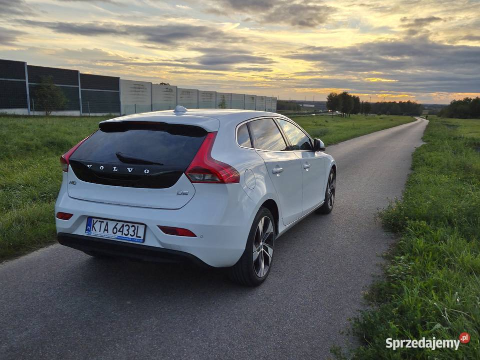 Volvo V40 20 D2 120 Automat 2015 r Tarnów