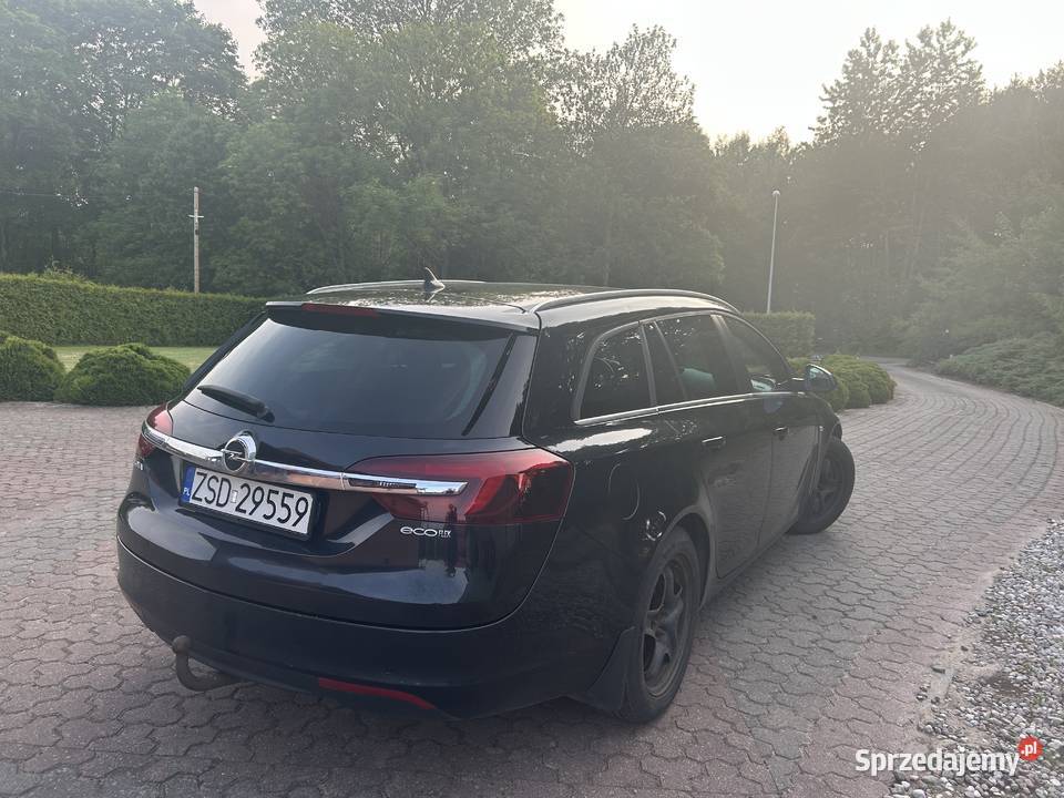 Opel Insignia 20 CDTI SPORTS TOURER 2014 manualna Zdroiska sprzedam