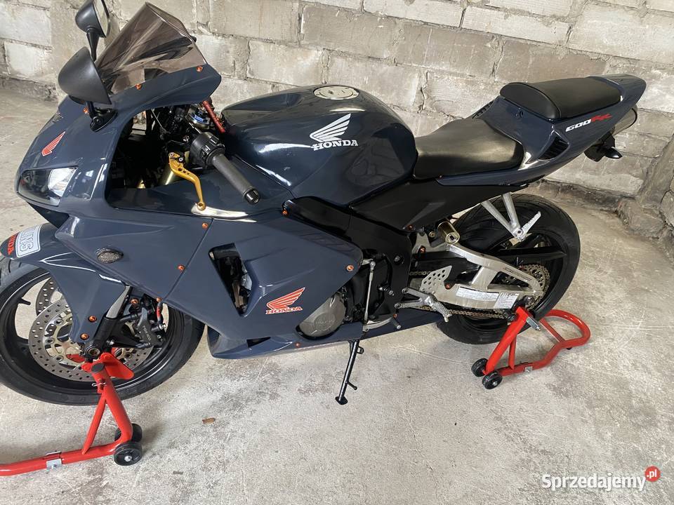 Honda CBR 600RR 2005r stan serwisie nowe 37353km Kielce sprzedam