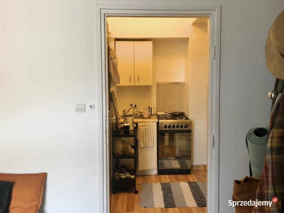 BEZPOŚREDNIO dwupokojowe wyposażone umeblowane M Warszawa sprzedam