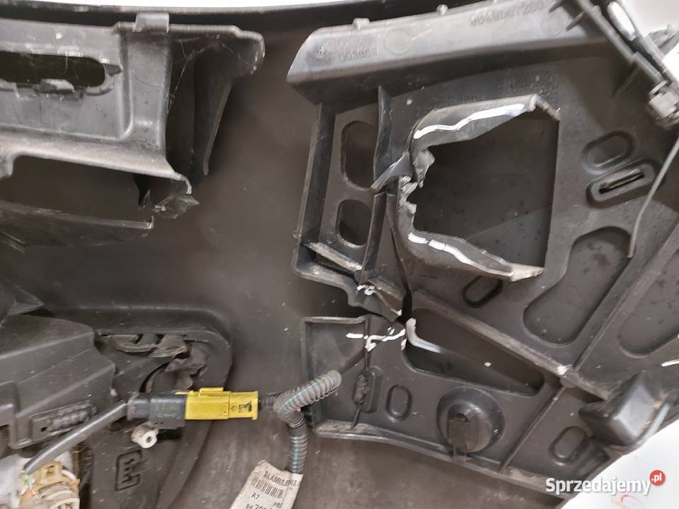 PEUGEOT 207CC 207 10r zderzak przód świętokrzyskie Kielce