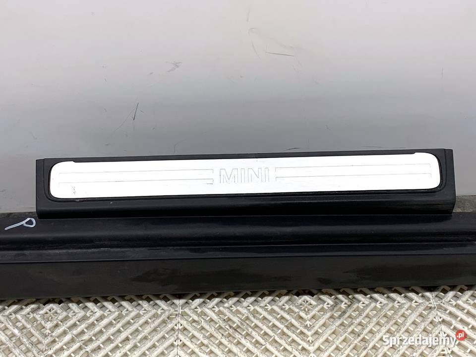 LISTWA PROGOWA PRAWY MINI CLUBMAN F54 Kombi